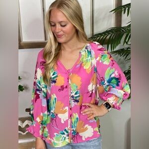 NWOT Easel Floral Pink Blouse Size Small